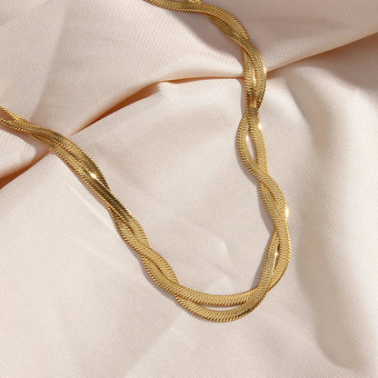 Geflochtene Halskette und Armband
