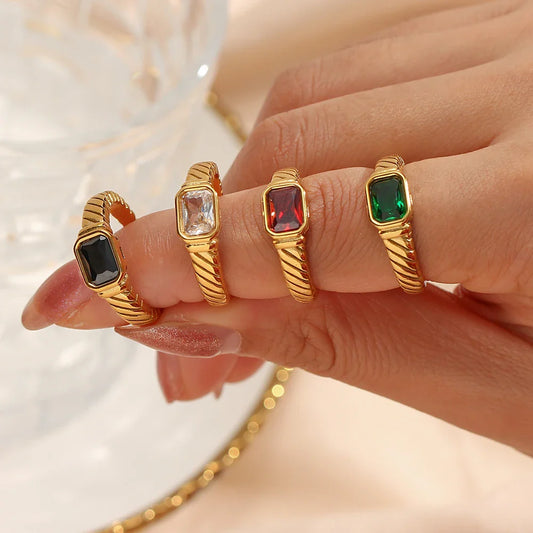 Feiner Zirkonring