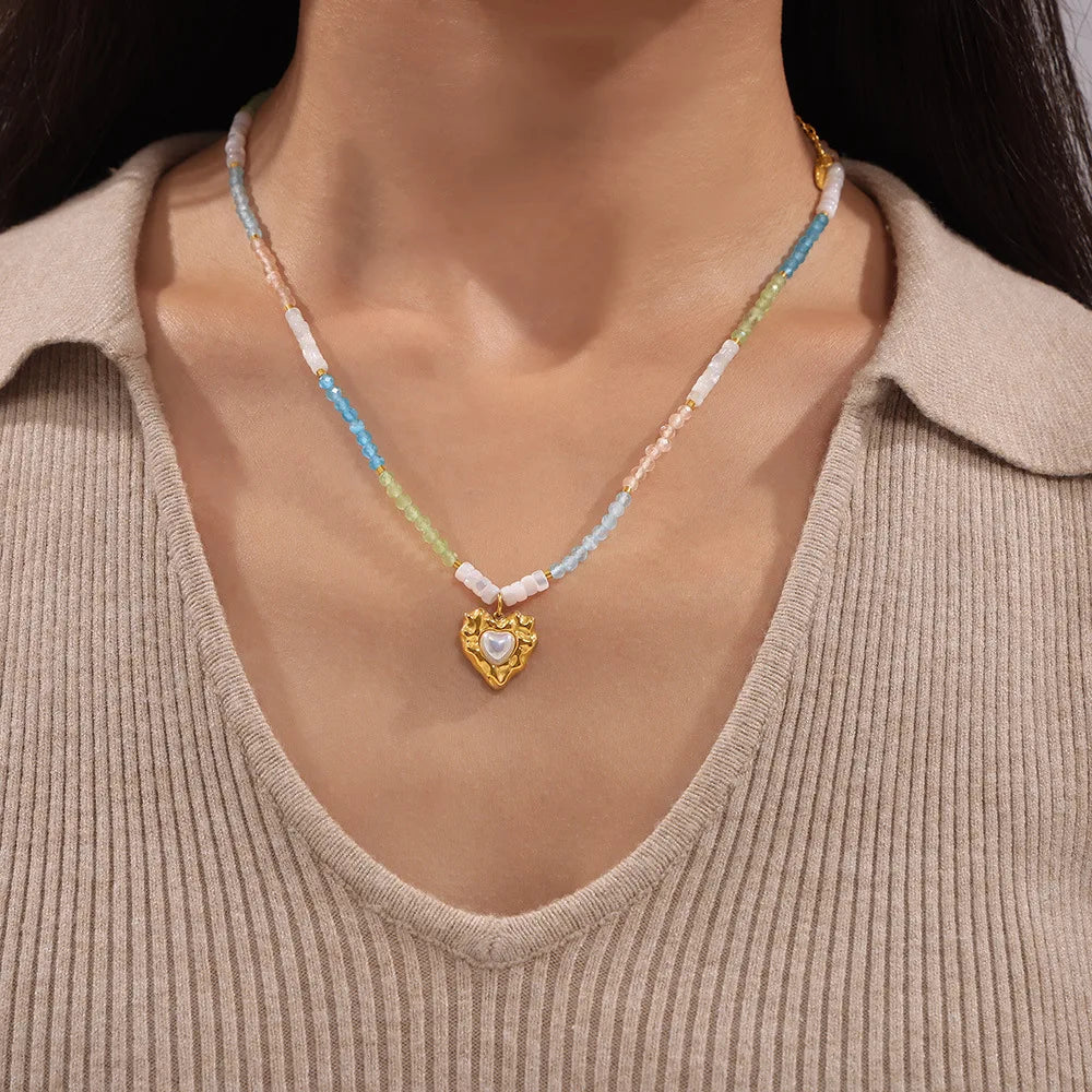 Colar Boho de Pérolas e Pedras Naturais