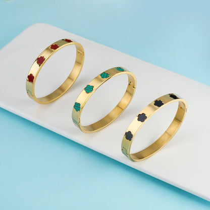 Pulseira Flor de Cinco Folhas em Aço Inoxidável Dourado