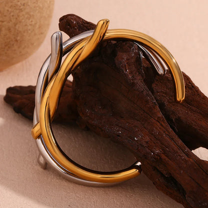 Armband mit gedrehtem Knoten