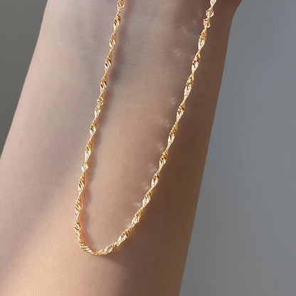 Goldene Eleganz-Halskette