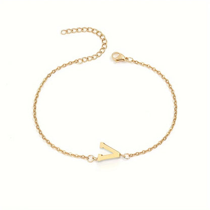 Minimalistisches Armband mit Buchstaben
