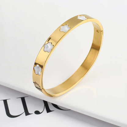 Pulseira Flor de Cinco Folhas em Aço Inoxidável Dourado