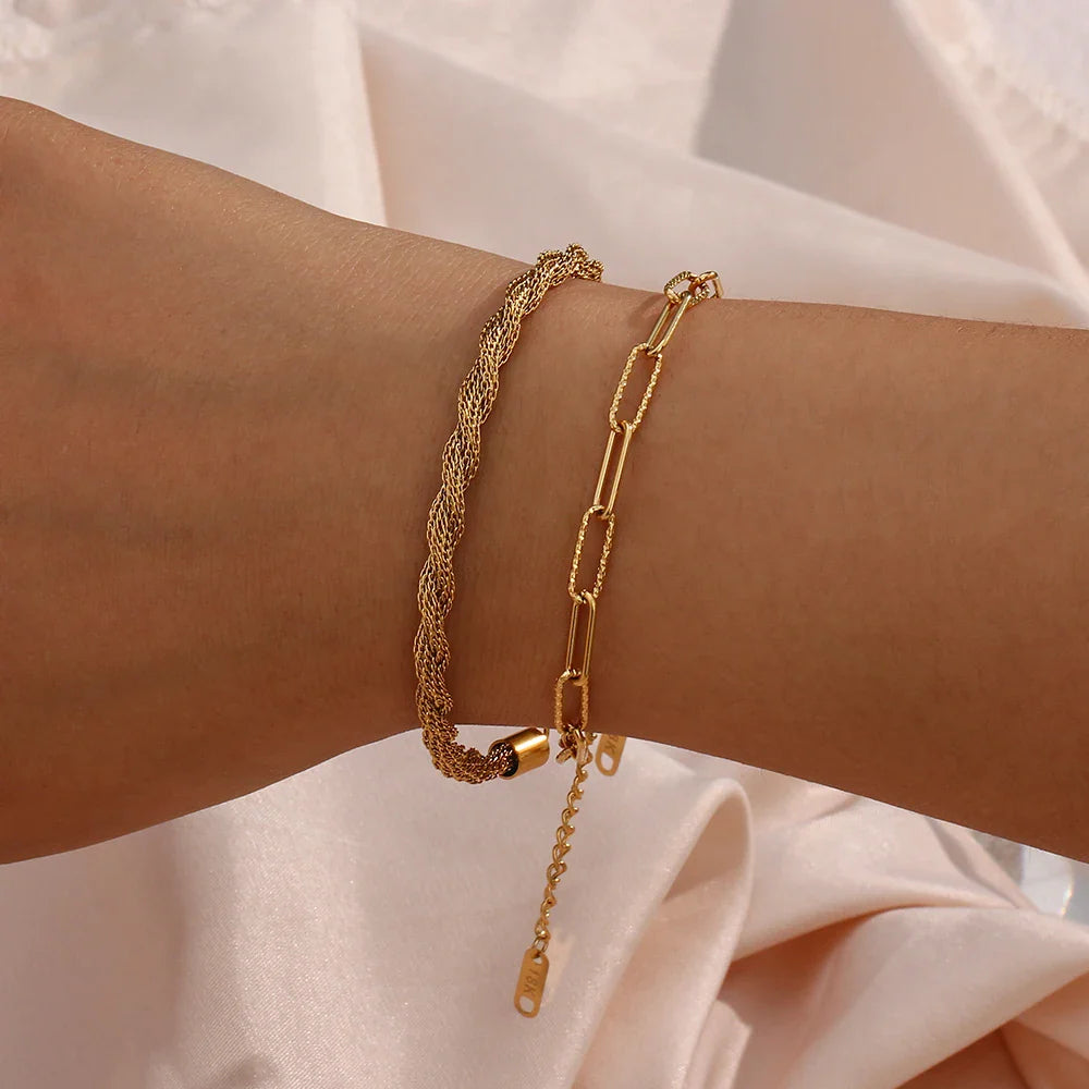 Set Eleganter Armbänder