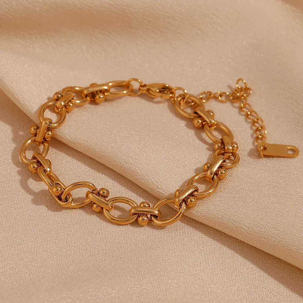 Ovales Blumen-Armband