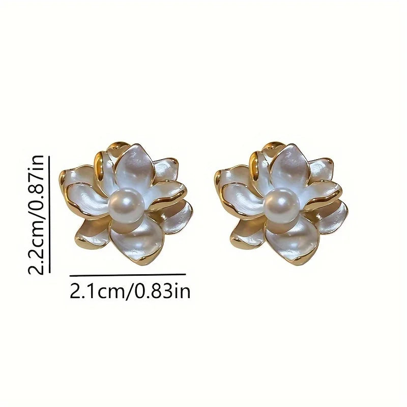 Brincos Elegantes com Flor e Pérola - Presente Delicado