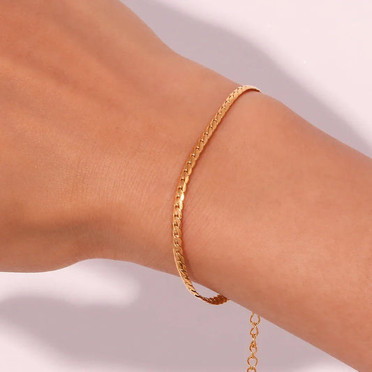 Goldenes Eleganz-Armband