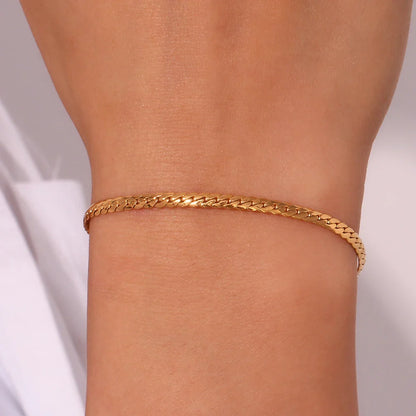 Goldenes Eleganz-Armband