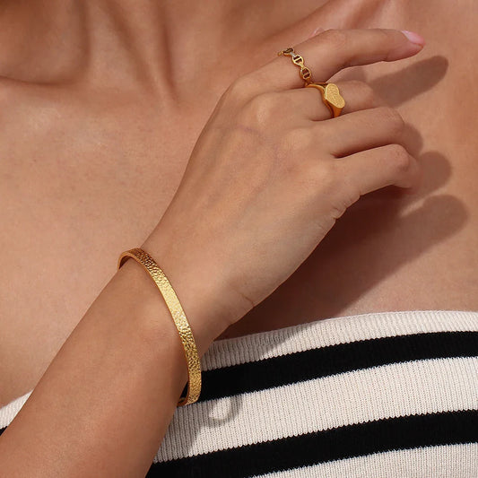 Vergoldetes Armband
