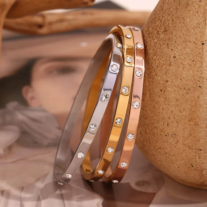 Goldenes Zirkonia-Armband