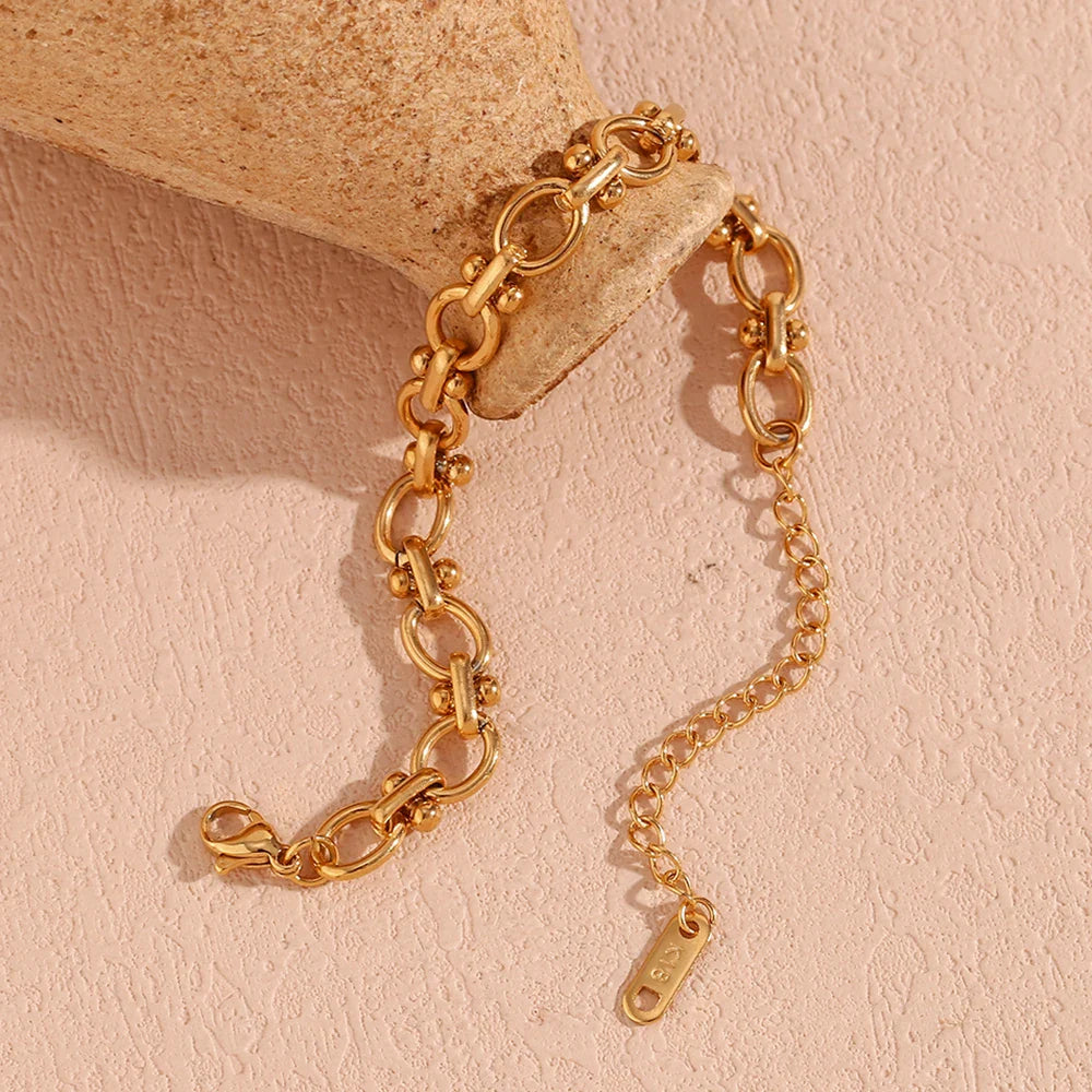 Ovales Blumen-Armband