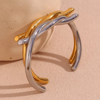 Armband mit gedrehtem Knoten