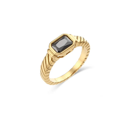 Feiner Zirkonring