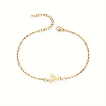 Minimalistisches Armband mit Buchstaben