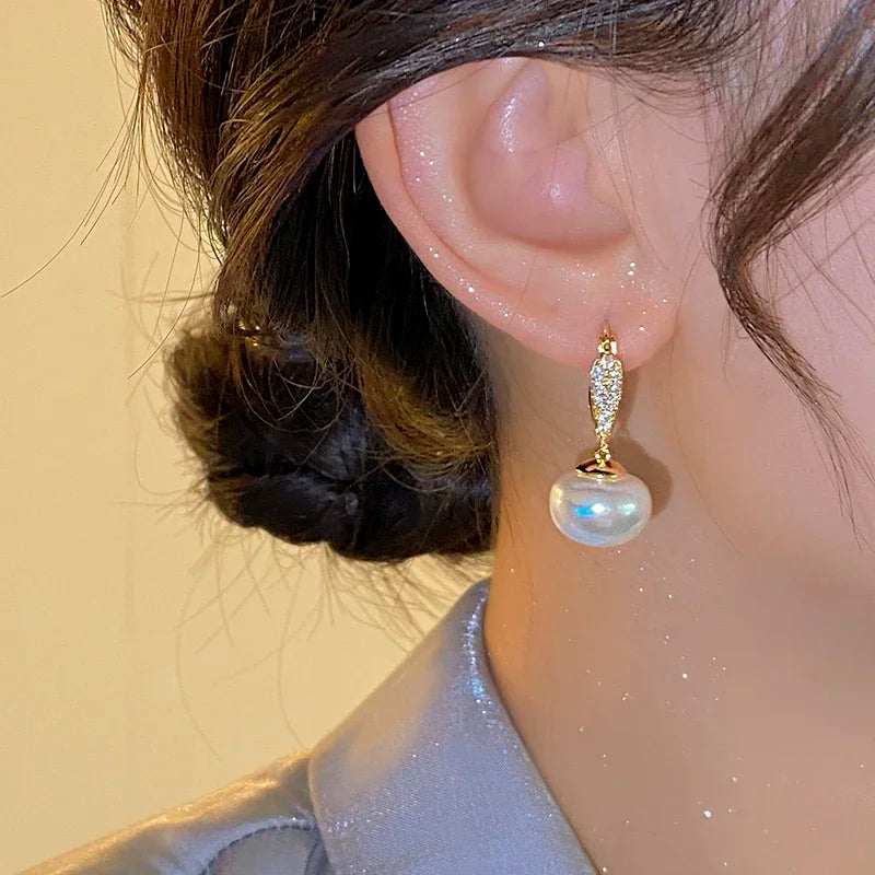 Brincos de Pérolas com Zircão - Elegância Francesa
