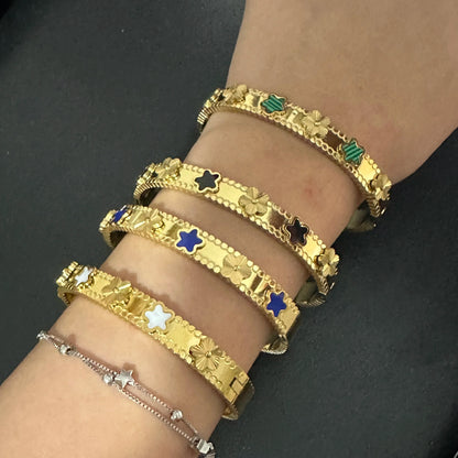 Pulseira Flor de Cinco Folhas em Aço Inoxidável Dourado