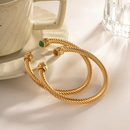 Gedrehtes Faden-Armband