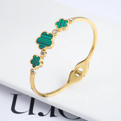 Pulseira Flor de Cinco Folhas em Aço Inoxidável Dourado