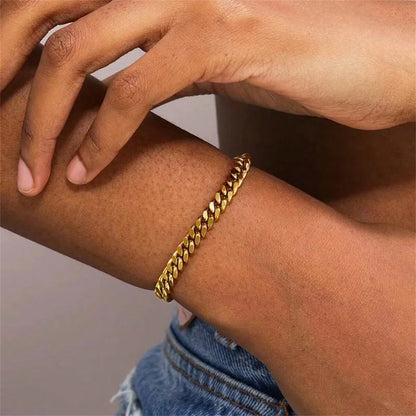 Vintage Armreif mit Goldbeschichtung