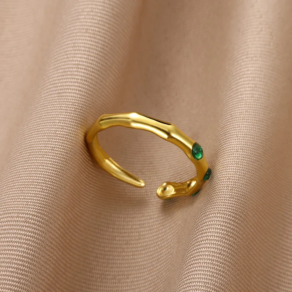 Anel de Aço Inoxidável com Zircão Verde e Olho Grego