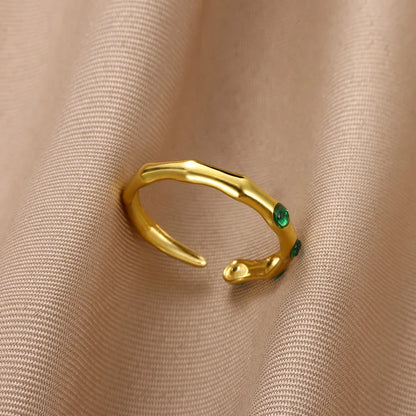 Anel de Aço Inoxidável com Zircão Verde e Olho Grego