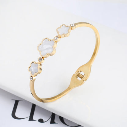 Pulseira Flor de Cinco Folhas em Aço Inoxidável Dourado