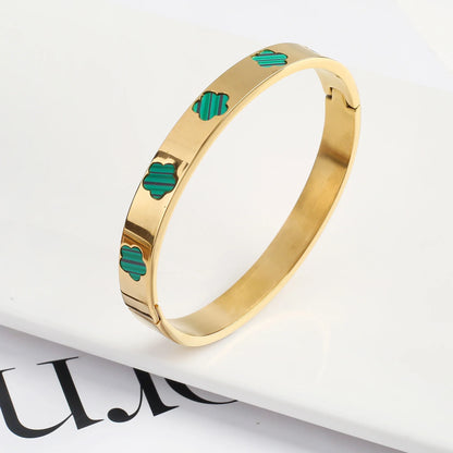 Pulseira Flor de Cinco Folhas em Aço Inoxidável Dourado