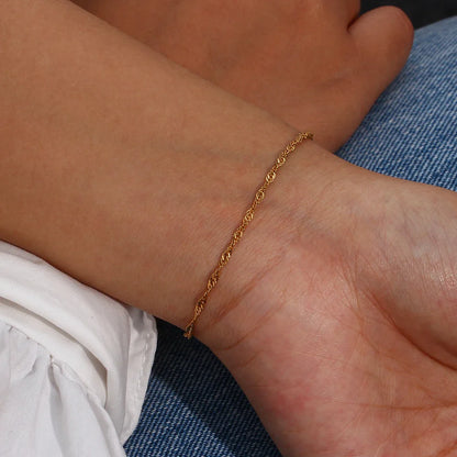 Set Eleganter Armbänder